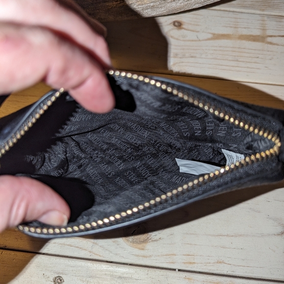 Wallet Lot - Picture 4 of 16